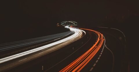 API Gateway 도입할 때 라우팅 오류 줄이는 법, 트래픽 폭주 전에 점검할 미들웨어 설정 기준